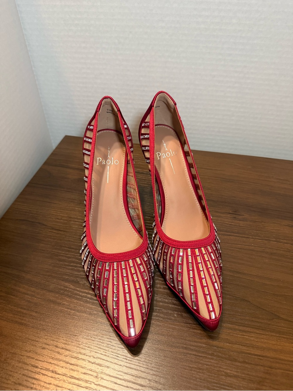 Beautiful Linea Paolo Red Satin Mesh & Crystal Stilettos size 7.5